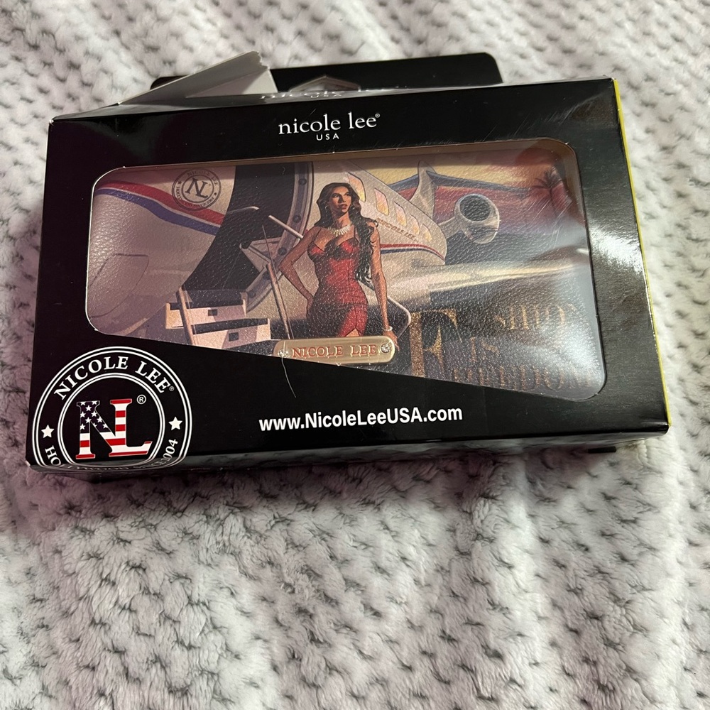 Nicole Lee crossbody wallet